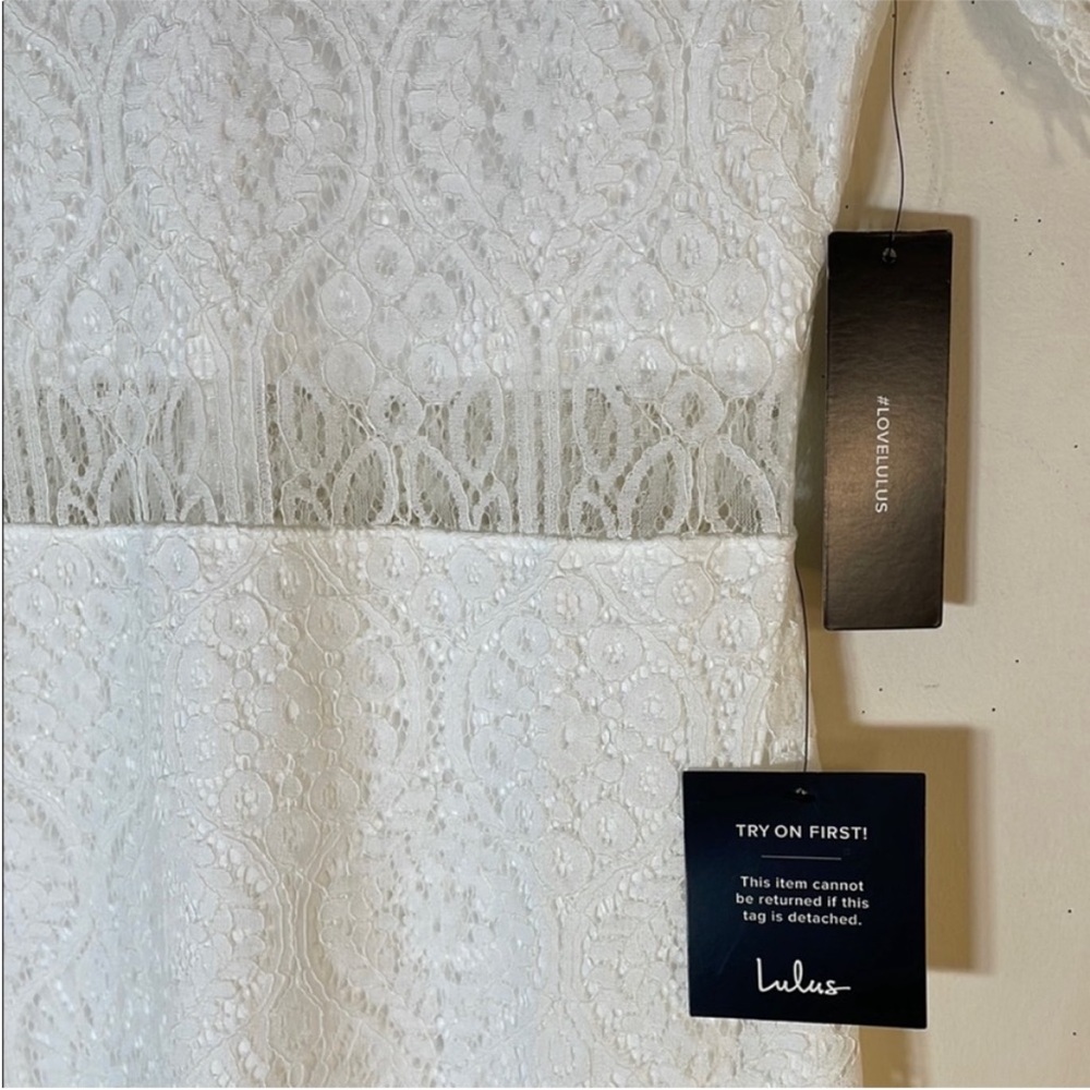 Lulu's Remarkable White Lace Midi Dress. Medium. NWT. - Picture 5 of 15